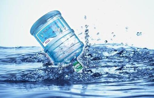 订购桶装水公司：不同饮用水区别