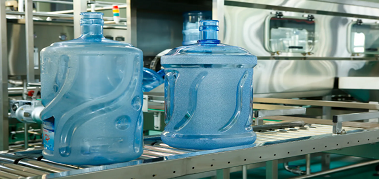 桶装水配送公司给您普及夏季喝水注意事项